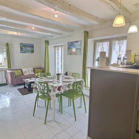 Pomme Verte Apartman